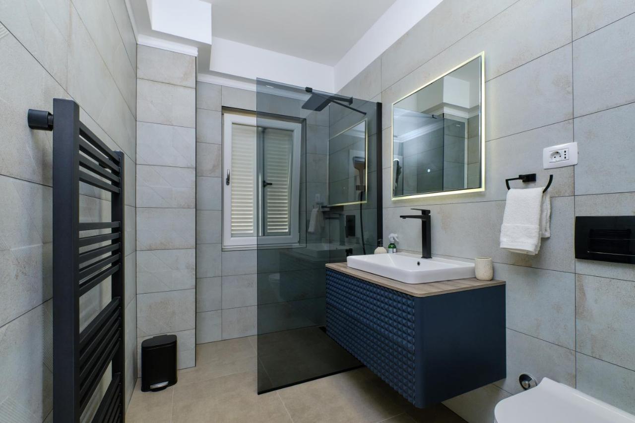 Leonida Apartment Mali Losinj Exterior photo
