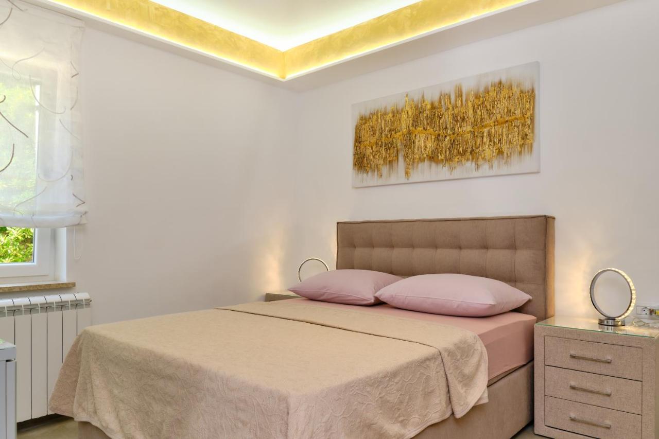 Leonida Apartment Mali Losinj Exterior photo