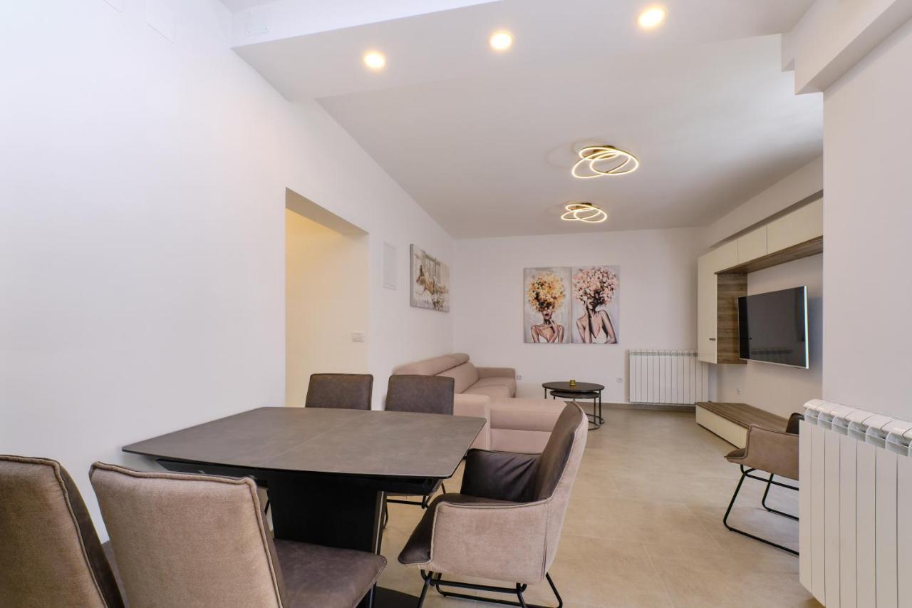 Leonida Apartment Mali Losinj Exterior photo